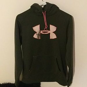 Under Armor Sweat Shirt